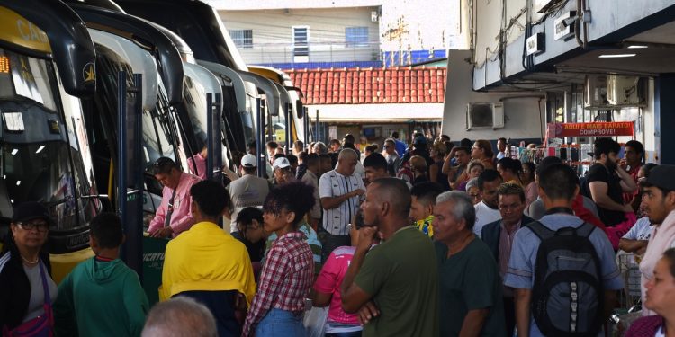 Operação Natal Feliz registra fluxo superior a 27 mil passageiros em três dias