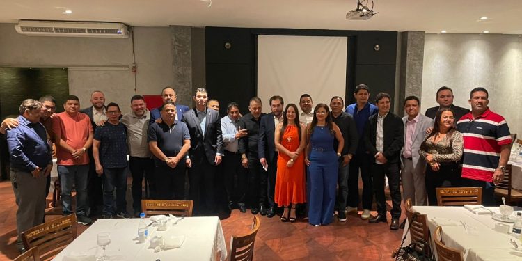 AAM promove jantar em Brasília com Prefeitos e Bancada Federal do Amazonas