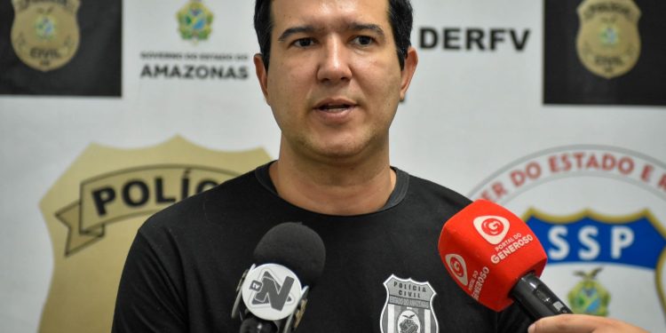 PC-AM prende homem por roubo de veículo de residência no bairro Novo Aleixo