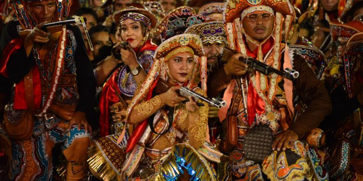 Fulô de Mandacaru abre o 65º Festival Folclórico do Amazonas Categoria Ouro