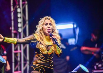 A cantora Joelma passa mal novamente, cancela shows e anuncia pausa na carreira por questões de saúde