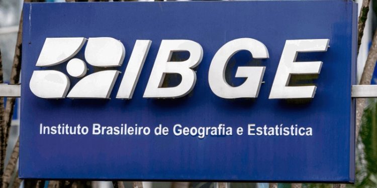 IBGE anuncia concurso com 895 vagas e divulga lista de profissões a serem contratadas