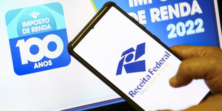 Receita Federal disponibiliza consulta ao 3º lote de restituição do Imposto de Renda