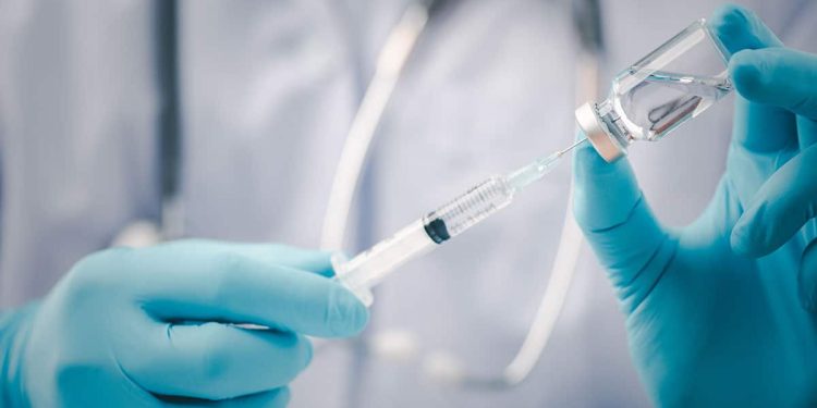 Anvisa aprova primeiro medicamento injetável contra o HIV