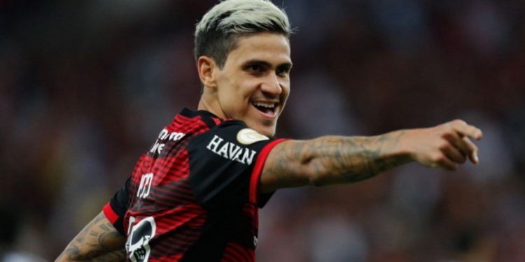 Multa milionária de Pedro é trunfo do Flamengo para segurar atacante