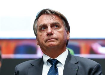 Bolsonaro Realiza Depósito de R$ 913 Mil para Quitar Multas da Pandemia por Não Usar Máscara
