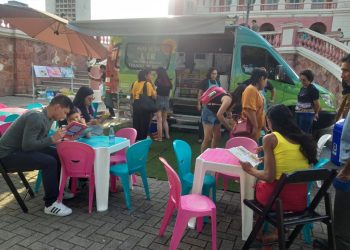 Programa Mania de Ler incentiva leitura com destaque para autoras amazonenses