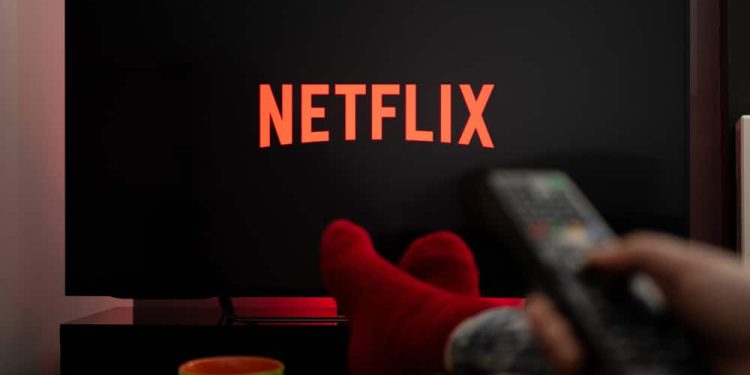 Netflix planeja ampliar programação e se assemelhar à TV aberta no Brasil