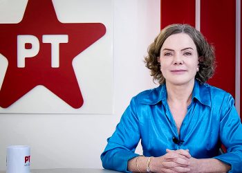 Gleisi Hoffmann, presidente nacional do PT, expressa o desejo de ter candidatos em todas as cidades