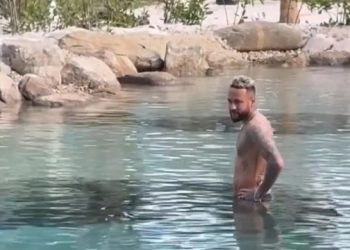 Justiça determina nova interdição do lago artificial na mansão de Neymar em Mangaratiba