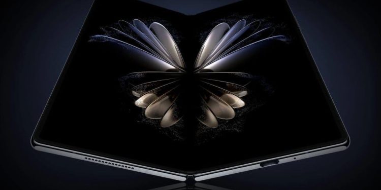 Xiaomi revela que novo smartphone dobrável será o mais fino e leve do mercado