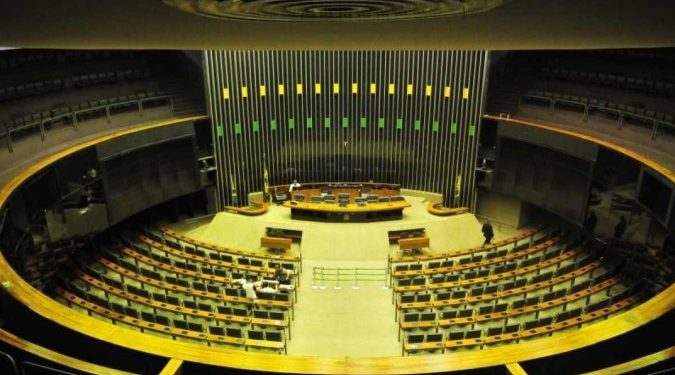 Congresso Nacional avança com PEC da Anistia e Minirreforma Eleitoral