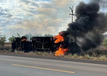 Caminhão do Exército Explode em Rodovia na Fronteira com a Guiana e Deixa 2 Militares Feridos