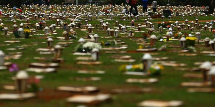 Lei de Pensão por Covid: Aguardo de Famílias por R$ 1,5 mil Mensais Continua