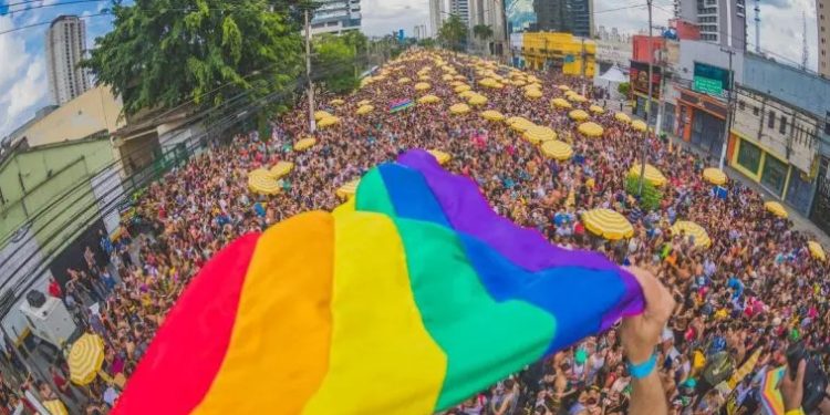Carnaval de SP faz história com o “Camarote Sensação”, dedicado à comunidade LGBTQIA+