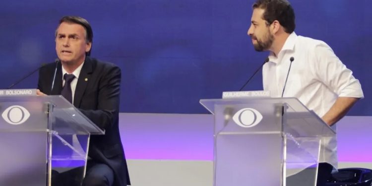 Bolsonaro Expressa Gratidão a Boulos por Mencionar Aumento de Renda em Seu Governo