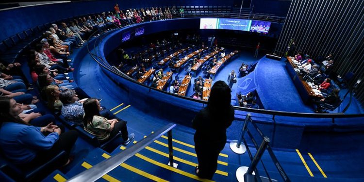 Senado Apela contra Decisão do STF sobre Gratuidade no Transporte Público nas Eleições