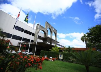 Câmara Municipal de Manaus avança com concurso público e cria comissão para realização do certame