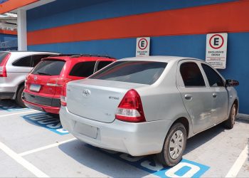Detran-AM: Idosos e PcDs têm opção de obter credencial de estacionamento por meio de aplicativo