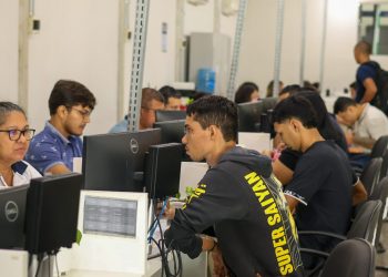 Sine Amazonas divulga 136 vagas de emprego para esta segunda-feira