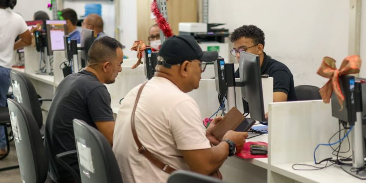 Sine Amazonas divulga 309 vagas de emprego para esta quarta-feira