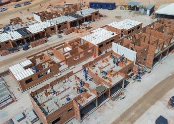 Amazonas Meu Lar: Governo do Estado publica novo edital de chamamento público para construtoras