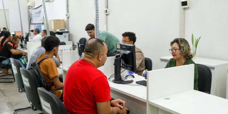 Sine Amazonas divulga 126 vagas de emprego para esta quinta-feira