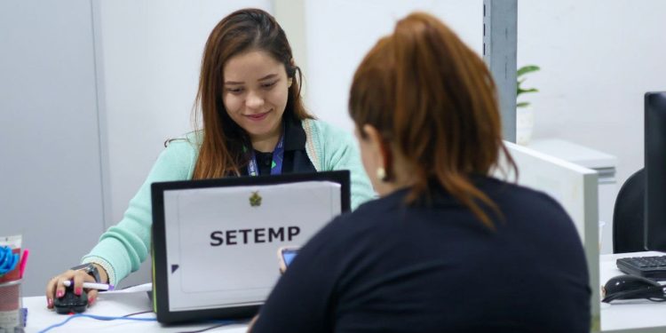 Sine Amazonas divulga 312 vagas de emprego para esta quarta-feira