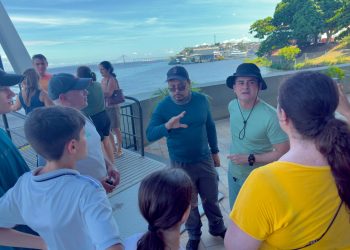 Prefeito David Almeida reforça monitoramento e ações da Defesa Civil diante da cheia do rio Negro