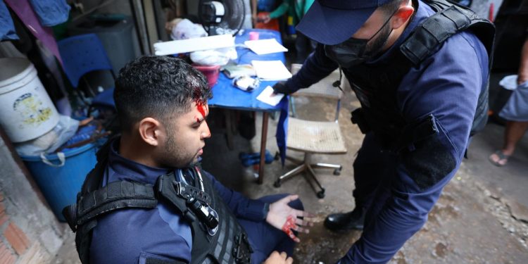 Prefeitura intensifica ações de reordenamento no Centro e repudia agressão a servidores municipais