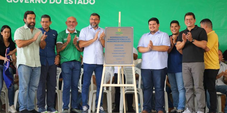 Governador Wilson Lima inaugura iluminação pública em LED e anuncia obras em Itapiranga