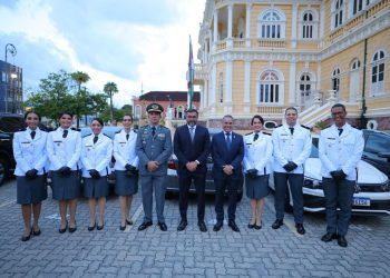 Durante formatura, governador Wilson Lima destaca importância de novos oficiais de saúde para a Polícia Militar