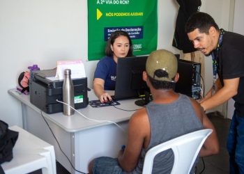 Sejusc realiza ação de cidadania para população em situação de rua
