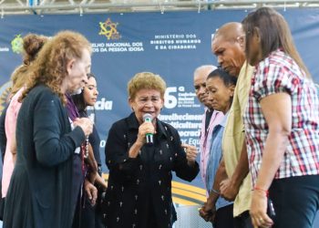 Envelhecimento digno e saudável é discutido durante a abertura da 6ª Conferência Estadual dos Direitos da Pessoa Idosa