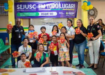 Governo Presente: Sejusc atende população do bairro Compensa com ações de cidadania