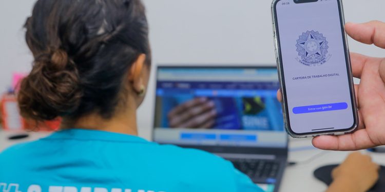 Sine Manaus oferta 352 vagas de emprego nesta segunda–feira, 18/8