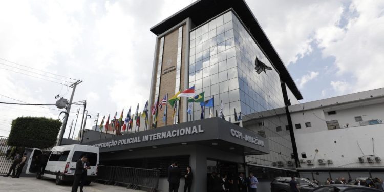 Governo do Amazonas reforça integração no combate ao crime transnacional no CCPI Amazônia