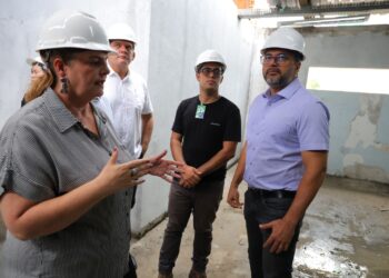 Governador Wilson Lima vistoria obras de Policlínica e de Hospital Dia do Complexo Hospitalar Sul