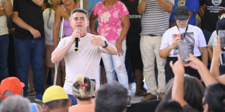 Prefeito David Almeida assina ordem de serviço para pavimentação do ramal Água Branca 2 e consolida maior ciclo de investimentos da história na zona rural de Manaus