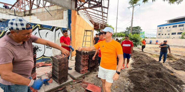 Prefeito David Almeida anuncia implantação de ecoponto no bairro Educandos e reforça organização dos serviços de limpeza urbana em Manaus