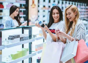 Pesquisa da Fecomércio AM aponta desempenho positivo do comércio varejista no Natal de 2025