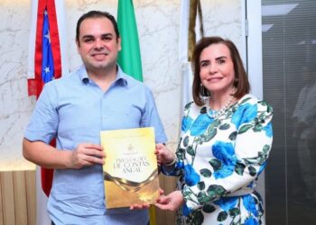 Presidente do TCE-AM entrega Prestação de Contas Anual de 2025 à ALEAM