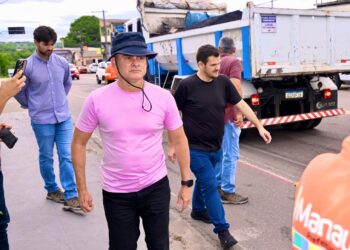 David Almeida anuncia ampliação da Operação Asfalta Manaus para mil toneladas de asfalto por dia