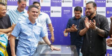 David Almeida lança pedra fundamental da primeira Academia de Formação da Guarda Municipal da Amazônia