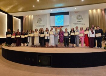 ASSOCIAÇÃO BRASILEIRA DAS MULHERES DE CARREIRA JURÍDICA EMPOSSA NOVA DIRETORIA