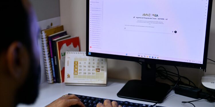 TCE-AM implanta ferramenta de IA para agilizar pesquisa de teses e apoiar elaboração de votos e pareceres