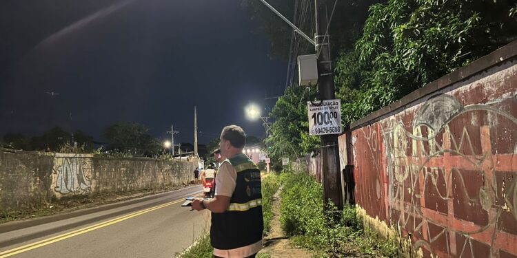 Ageman realiza fiscalização noturna na zona Centro-Sul de Manaus